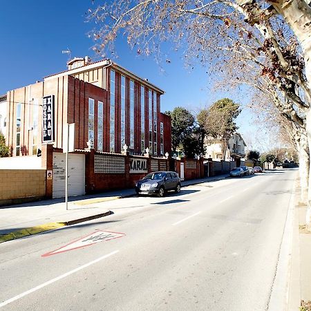 Hostal Xarau Cerdanyola del Vallès Exterior foto